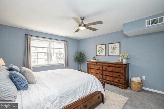 Building Photo - 9491 Fairfax Blvd