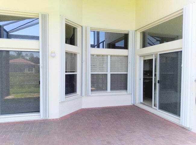 Building Photo - 10680 Richfield Way