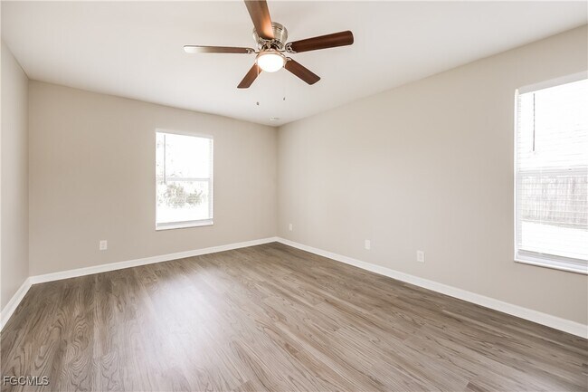 Building Photo - 7470 Franzino Ave