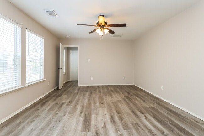 Building Photo - 11410 Flying Geese Ln