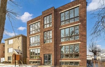 Building Photo - 2536 N 72nd Ct