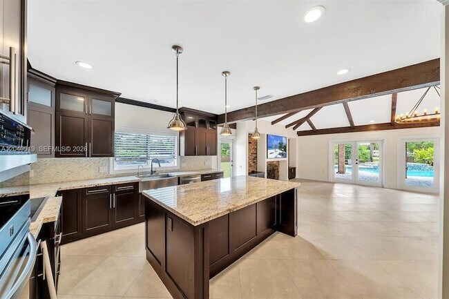 Building Photo - 4920 SW 170th Ave