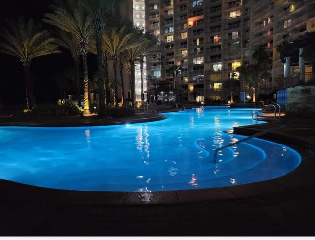 Building Photo - 998 Gulfside Ct