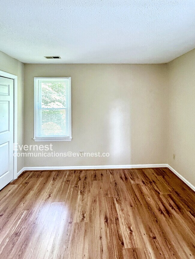 Building Photo - 5126 Lundy Dr