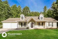 Building Photo - 719 Woodwind Dr