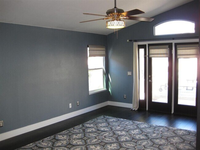Building Photo - Beautiful and Highly Upgraded Seven Hills Home with Upgraded Pool