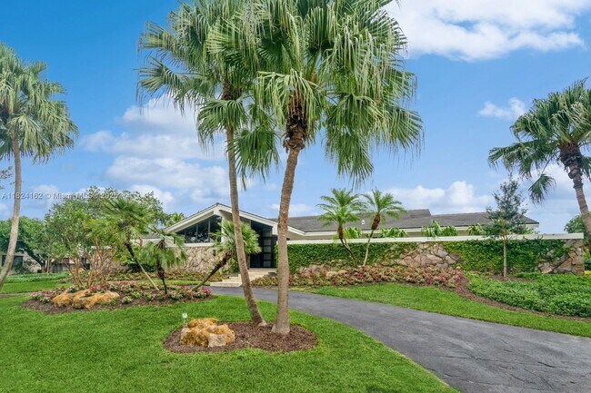 Primary Photo - 15405 SW 73rd Ct