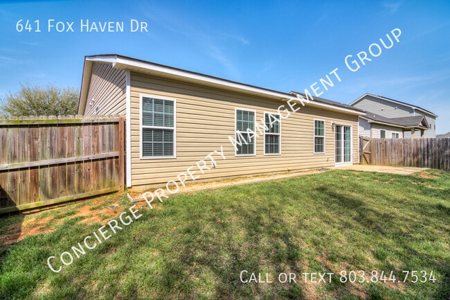 Building Photo - 641 Fox Haven Dr