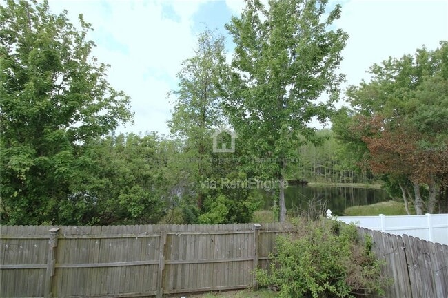 Building Photo - 464 Briar Bay Cir