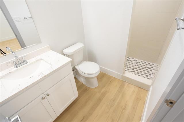 Building Photo - 3817 Winfield Ave