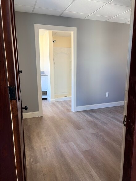 walk-in closet - 25 Elm St
