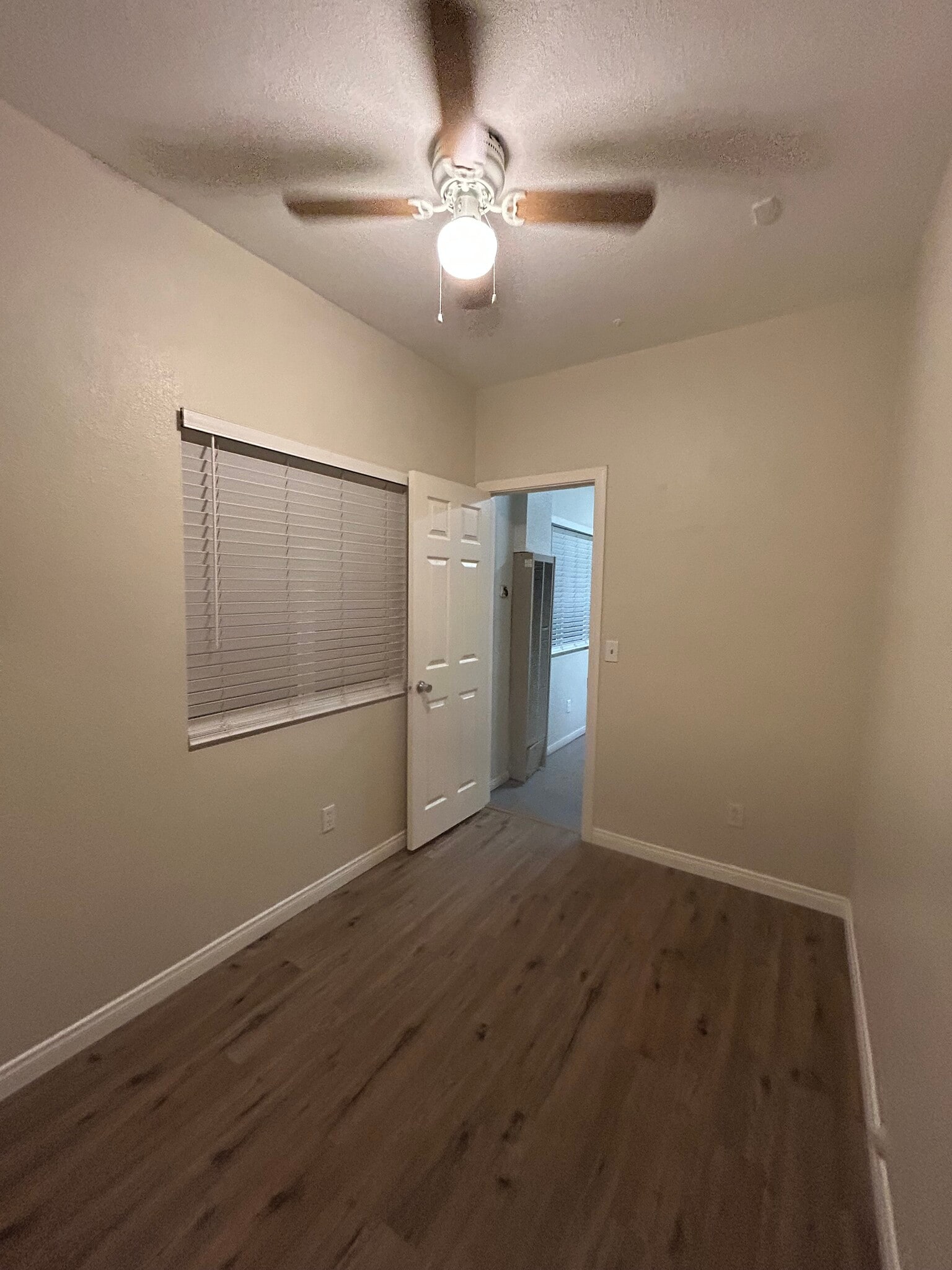 Building Photo - 5525 Bolivar St