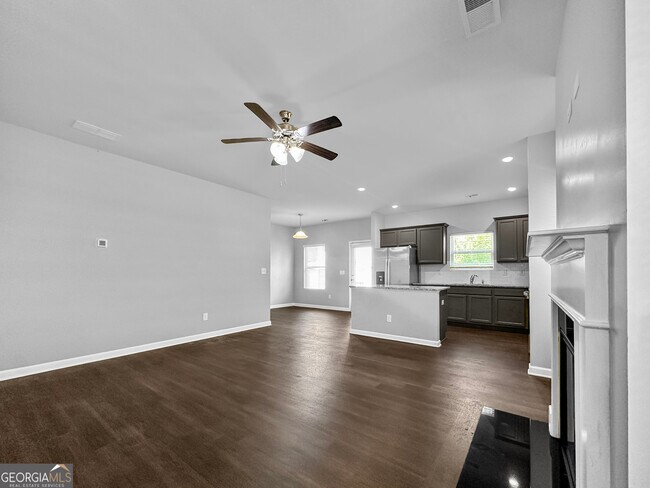Building Photo - 4035 Emmons St