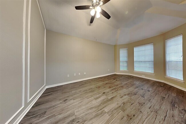 Building Photo - 24826 Baywick Dr