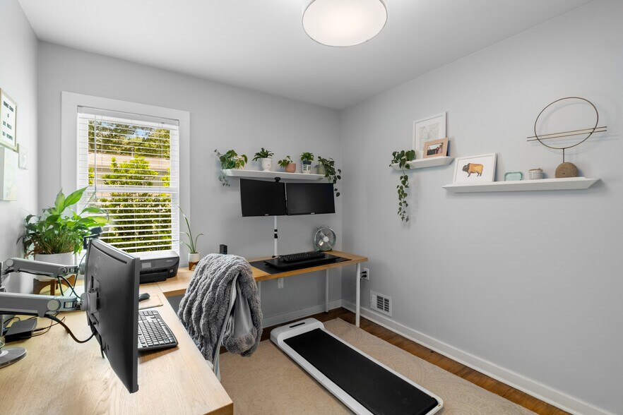 Building Photo - 1788 Ridgeway Ave NW