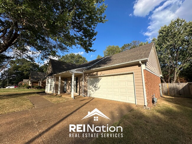 Building Photo - CORDOVA COVE CHARMER! 3BR/2BA | High Ceilings & Brick Fireplace | 2-Car Garage!