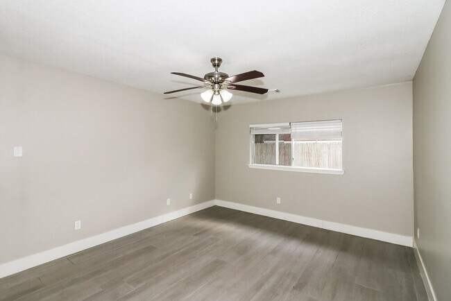 Building Photo - 6026 Egypt Dr