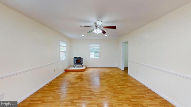 Building Photo - 4025 Chelmont Ln