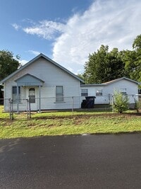 Building Photo - 2503 N Adams St