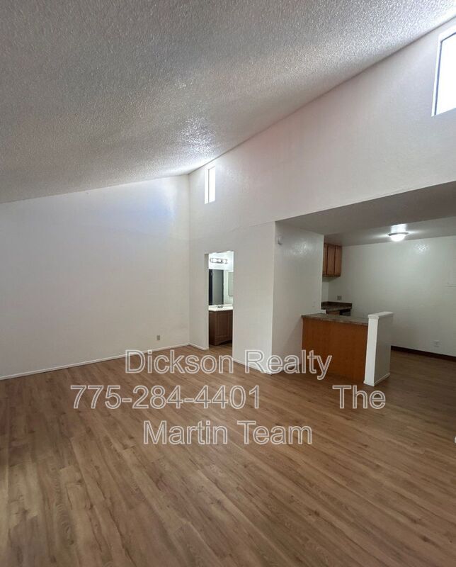 Building Photo - 2450 Lymbery St