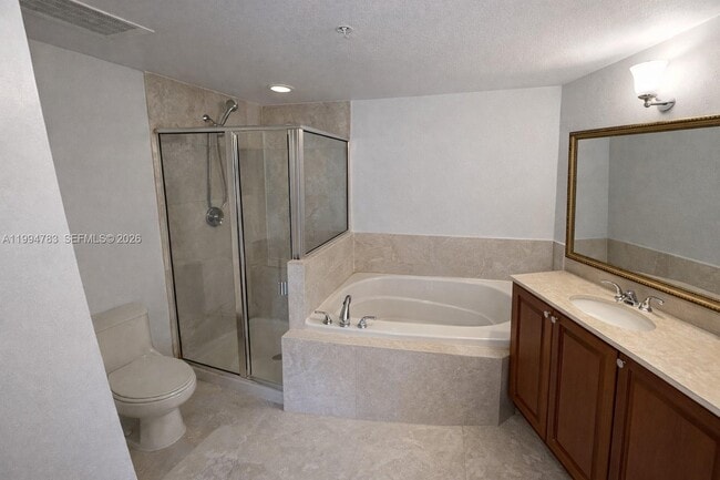 Building Photo - 101 Sidonia Ave