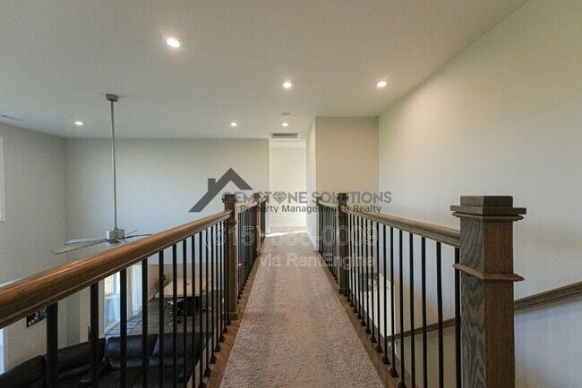 Building Photo - 872 Ashton Pk Wy