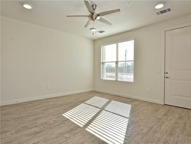 Building Photo - 7805 Cooper Ln