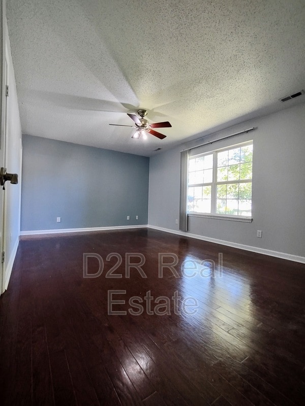 Building Photo - 1121 Branigin Creek Ct