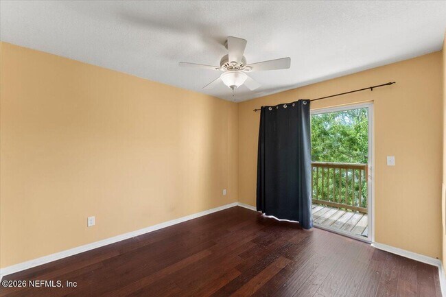 Building Photo - 105 Rio Del Mar St