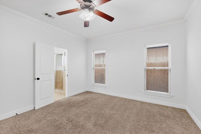 Building Photo - 4803 Birchman Ave