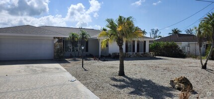 Building Photo - 1666 Sabal Palm Dr