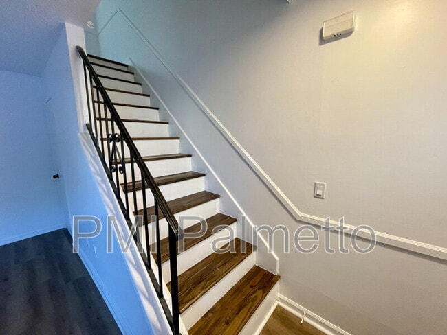 Building Photo - 1312 Cactus Ave