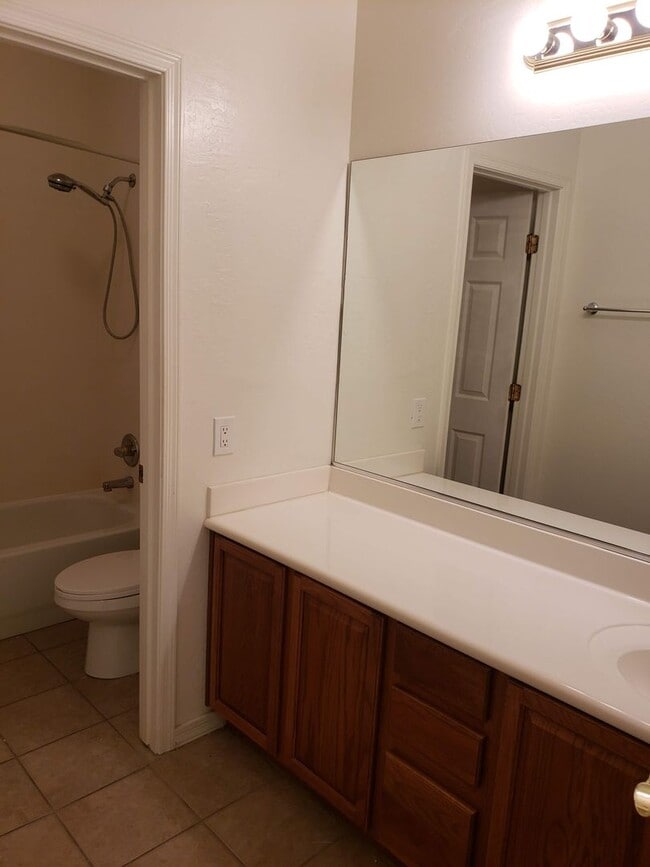 Building Photo - COMING SOON - LARGE RENOVATED HOME IN SHADOW RIDGE WITH LOVELY PRIVATE POOL!!!
