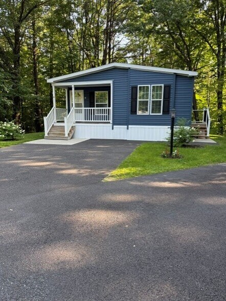 Building Photo - 14 Birch Dr