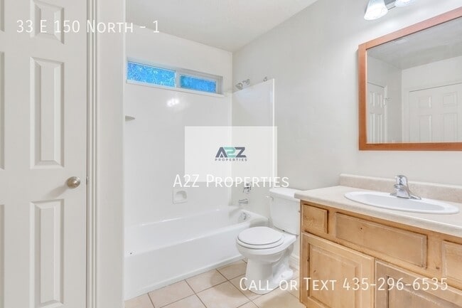 Building Photo - 33 E 150 N