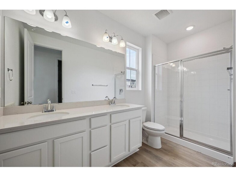 Building Photo - 610 Douglas Fir Pl