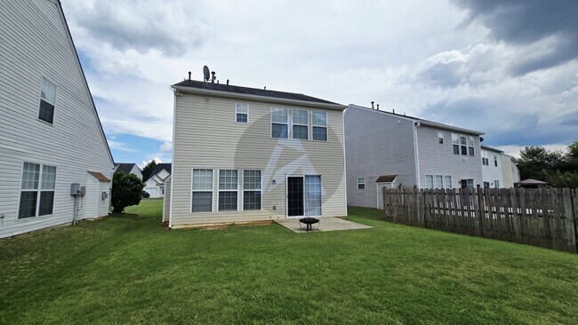 Building Photo - 1741 Taynton Cir