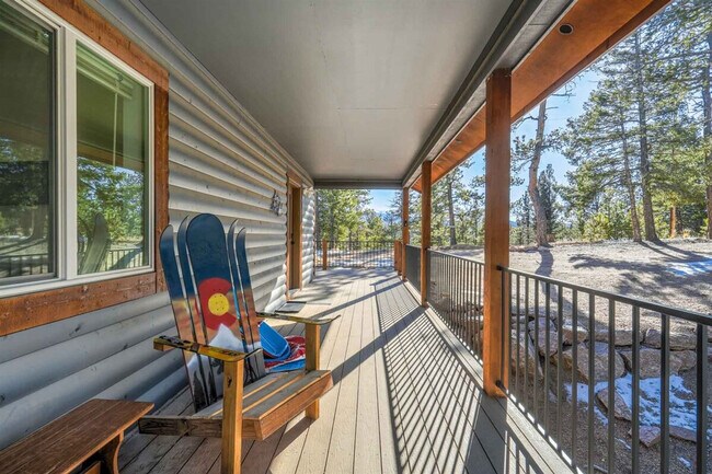 Building Photo - 123 Pinecrest Rd