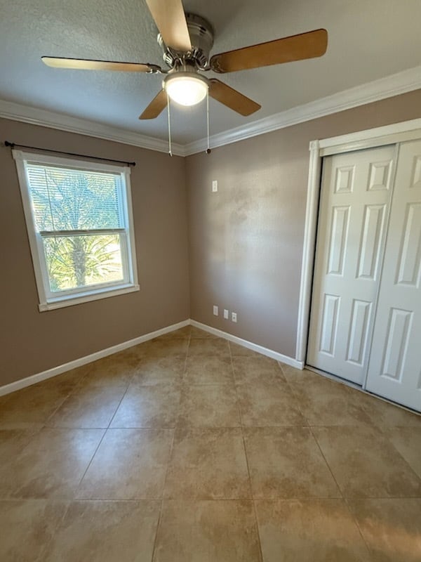 Building Photo - 3 Bedroom Oasis