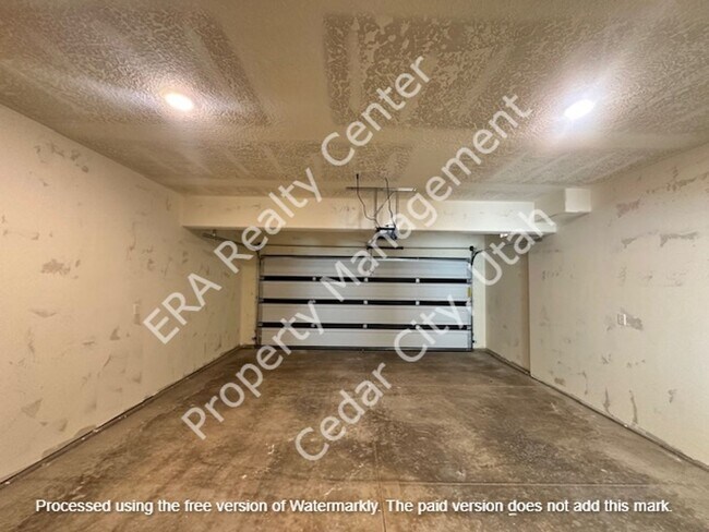 Building Photo - 4283 W Highway 56 #08