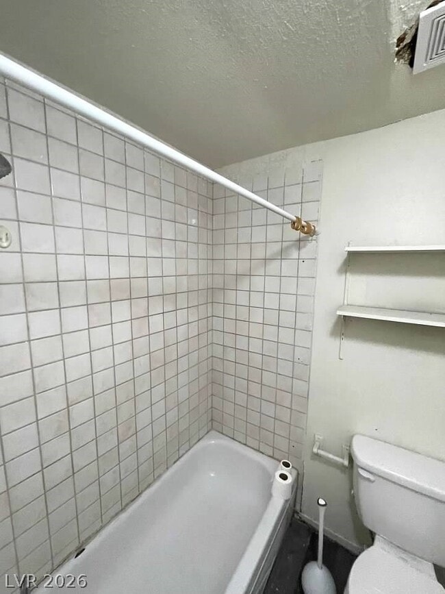 Building Photo - 1121 Pawnee Ln