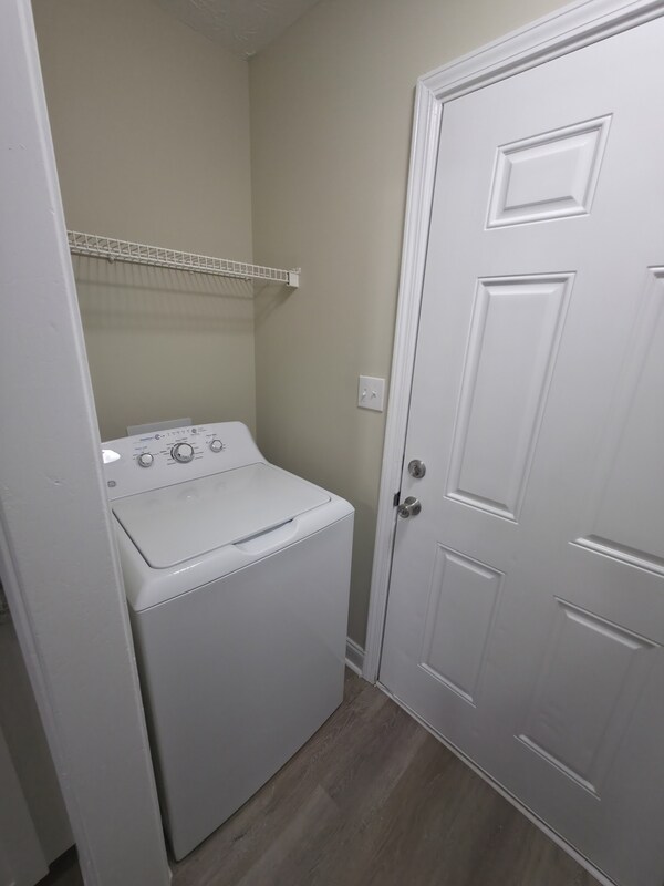 Building Photo - 155 Westchester Cir
