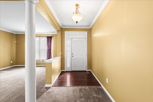 Building Photo - 3 Bed 3 Bath in 55+ Four Seasons Dumfries, VA