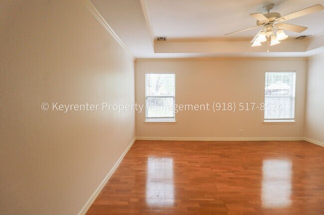 Building Photo - 4 Bed | 2 Bath in Broken Arrow!