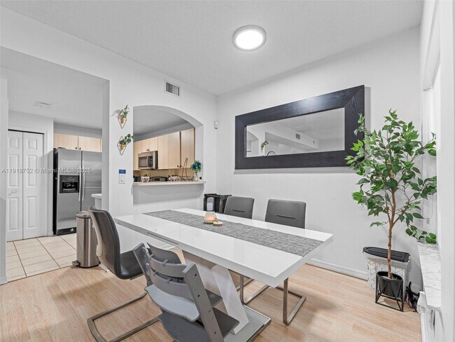 Building Photo - 11411 NW 60th St