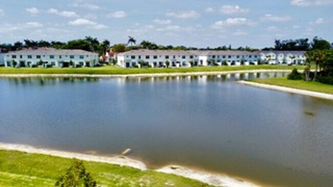 Building Photo - Brand new Townhome centrally located in La...