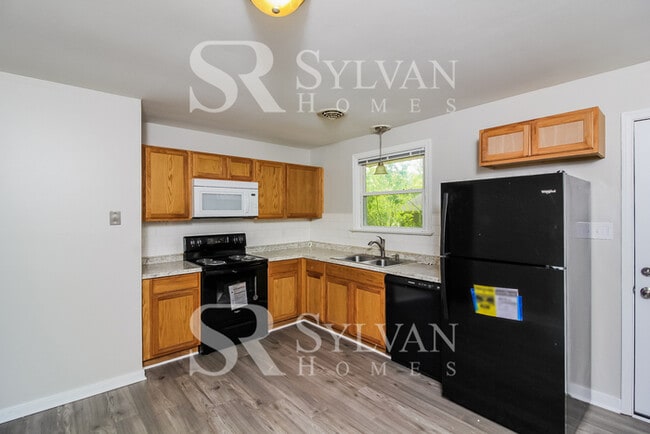 Building Photo - The Lifestyle You Deserve.