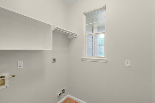 Building Photo - 9107 Huckinston Ct
