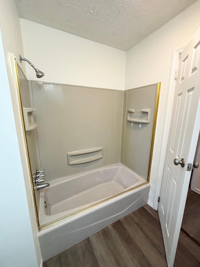 Building Photo - 7362 Sabre Ave