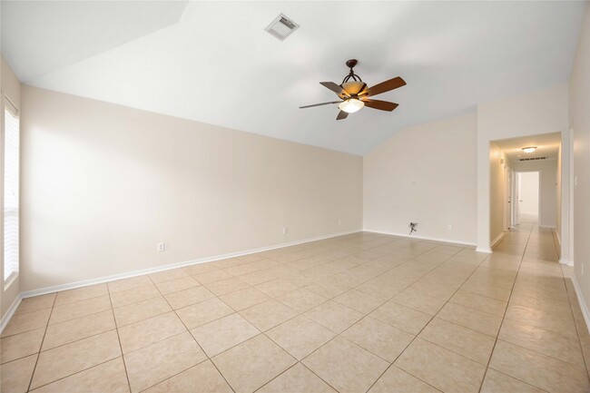 Building Photo - 19551 Dawn Canyon Rd